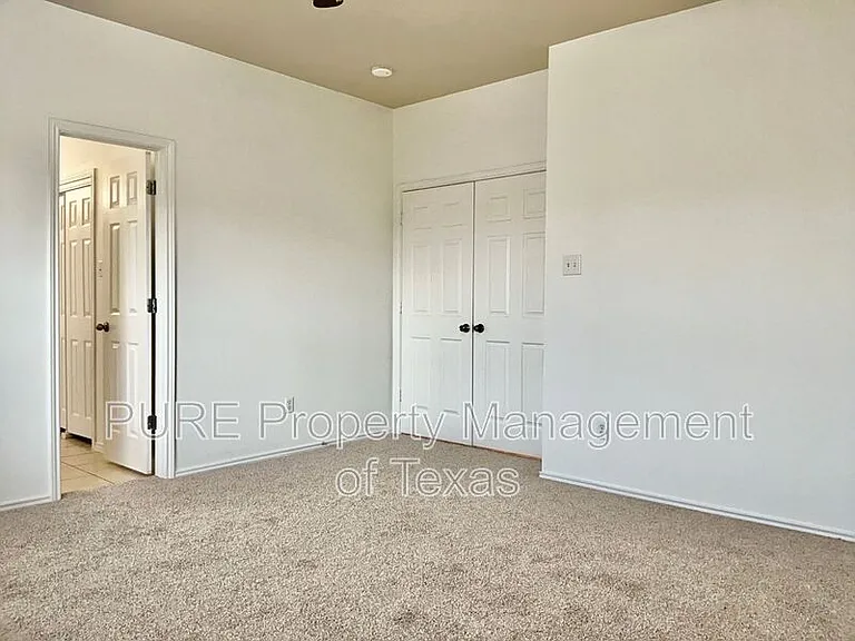 3232 Clinton Pl — Photo 11
