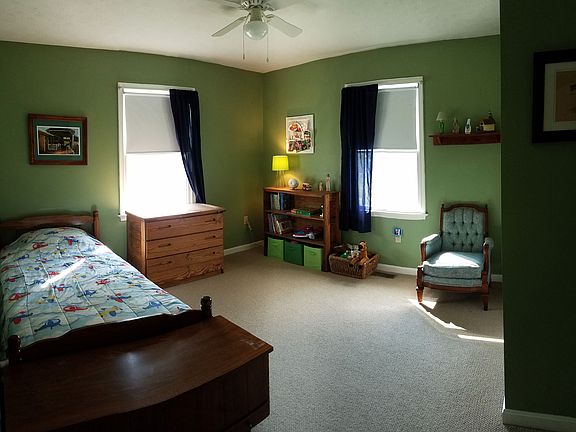Back bedroom 1