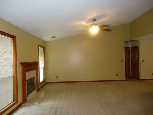 3rd image of 2814 Sterling Dr