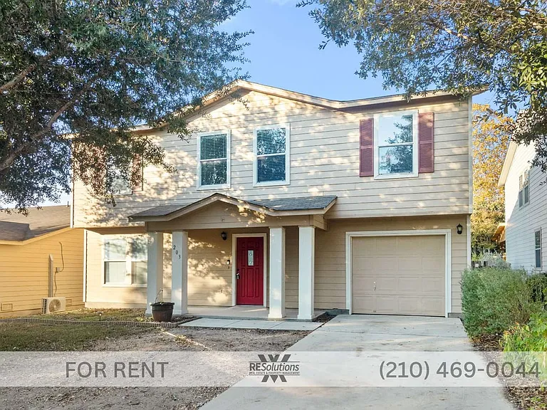 203 Shadbush St — Photo 2