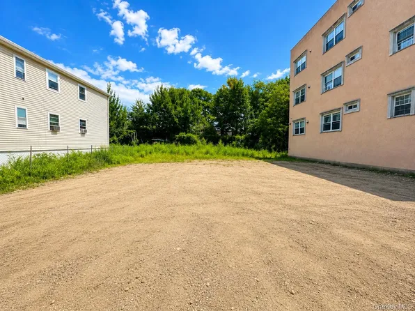 330 Beach 84, Arverne, NY 11693