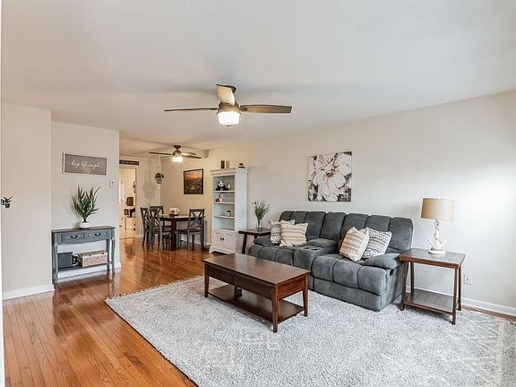 4th image of 3507 Bay Ave #3507