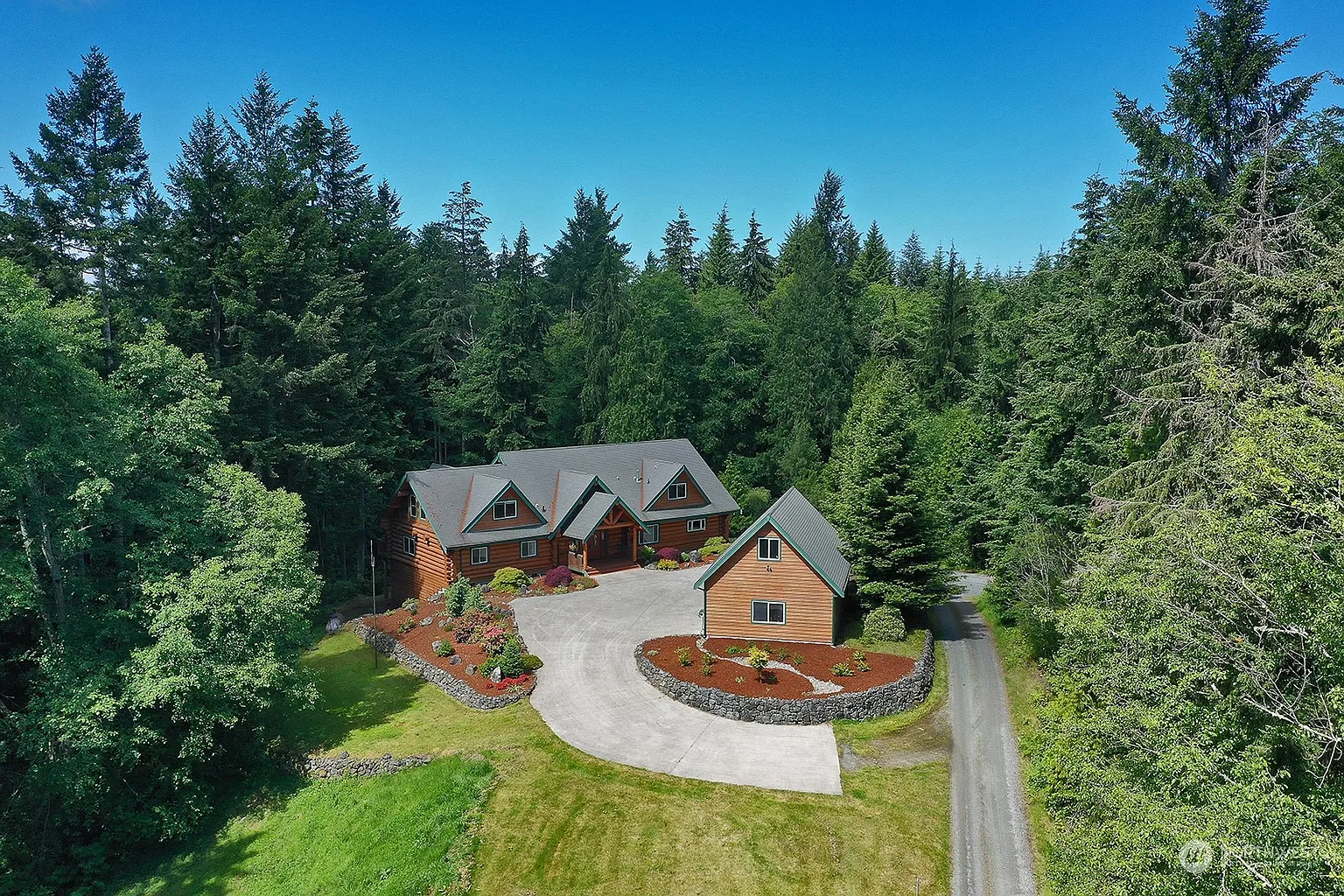 4056 Springwater Lane photo 1