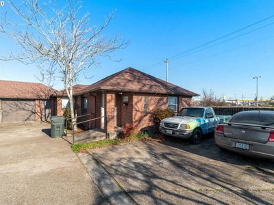 705 Queen Ave SW, Albany, OR, 97321