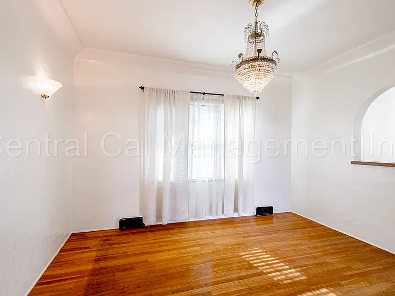 227 Oleander Ave — Photo 16