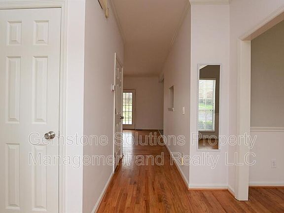 2nd image of 125 Golden Meadow Ln