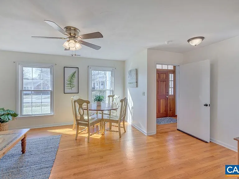412 Gentry Dr #A-1 — Photo 2