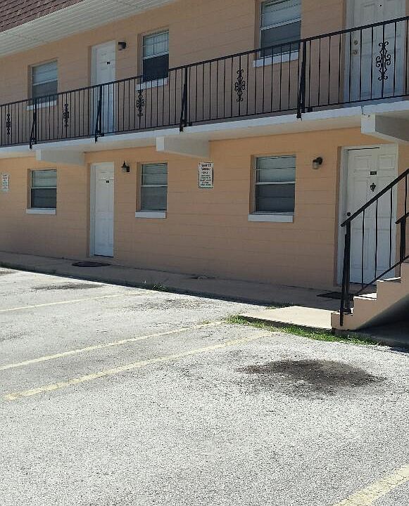 1st image of 125 S Orchard St APT 214