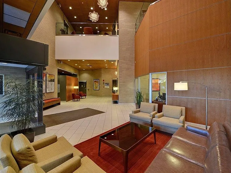 121 Washington Ave S #1016 — Photo 15