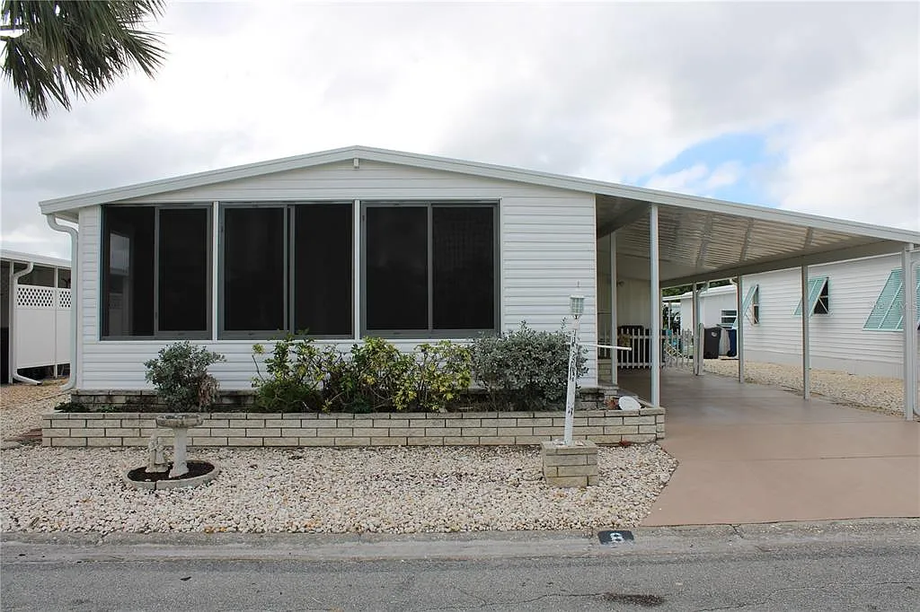 2 bed, 2.0 bath, 1056 sqft, $1,799 — Photo 1