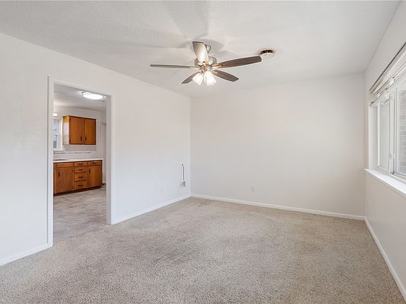 4th image of 1076 S Lake Sequoyah Dr