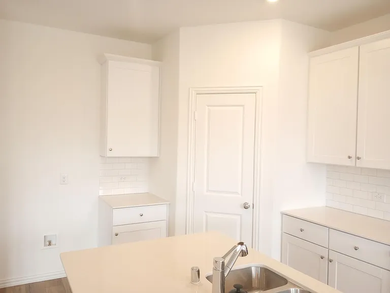 5119 Winterberry Dr — Photo 11
