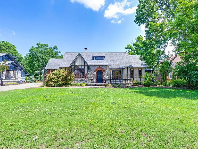 1802 Linden Ave — Photo 3