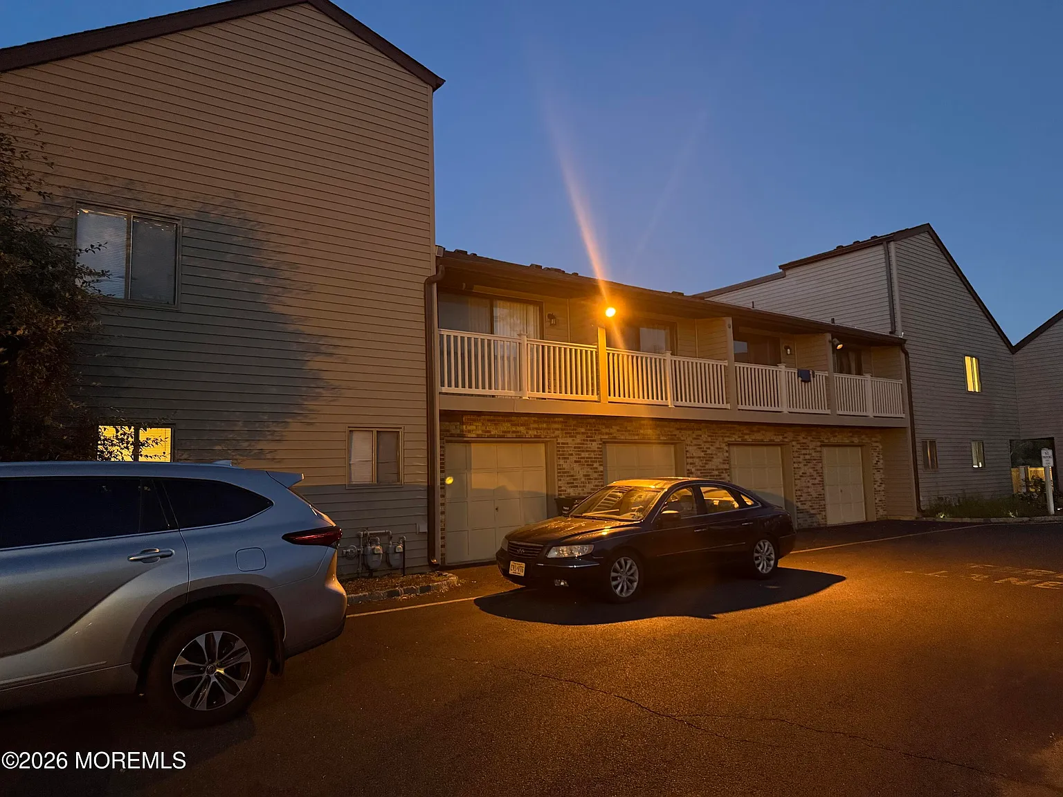3 bed, 2.5 bath, 1558 sqft, $3,400 — Photo 4