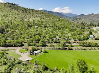 3380 Siskiyou Blvd, Ashland, OR 97520