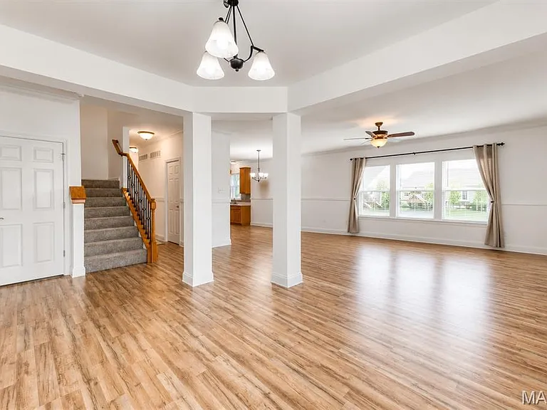 1824 English Oak Dr — Photo 5