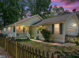 18 2nd St, Colonial Beach, VA 22443