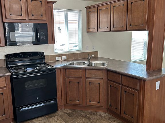 2nd image of 5600 N Dakota St Lot 14