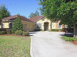1055 W Dorchester Dr, Saint Johns, FL 32259