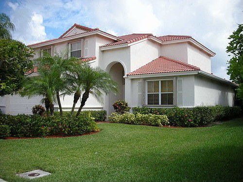 Lushly Landscaped Exterior