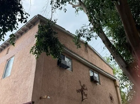 300 E 42nd Pl, Los Angeles, CA 90011