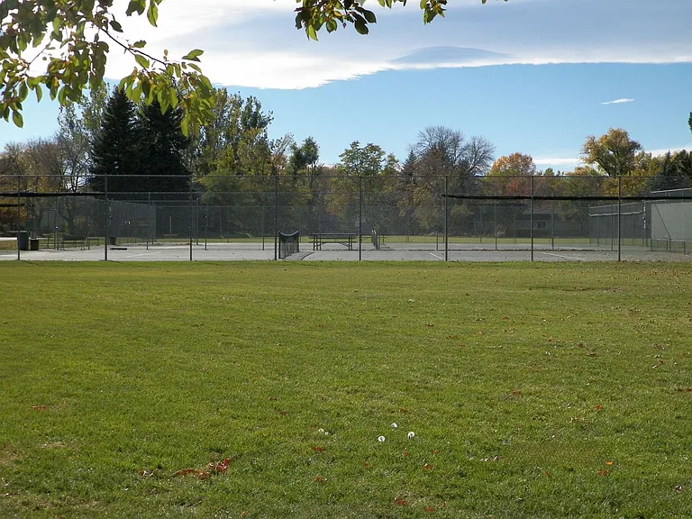 1305 Kirkwood Dr #204 — Photo 7