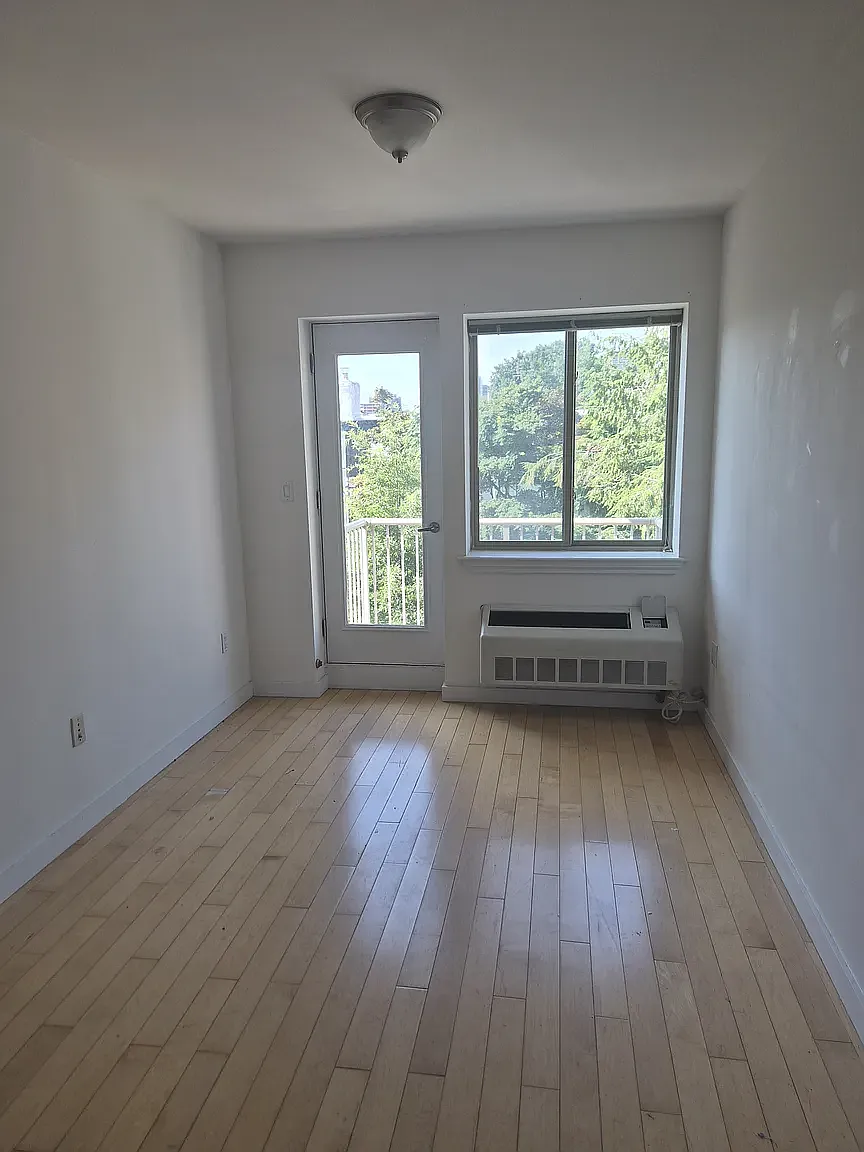 392 Atlantic Avenue — Photo 3