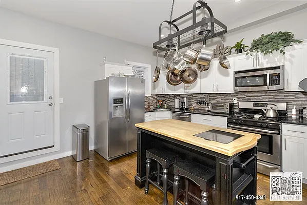 Sold by Bedford Brownstone Realty | media 9