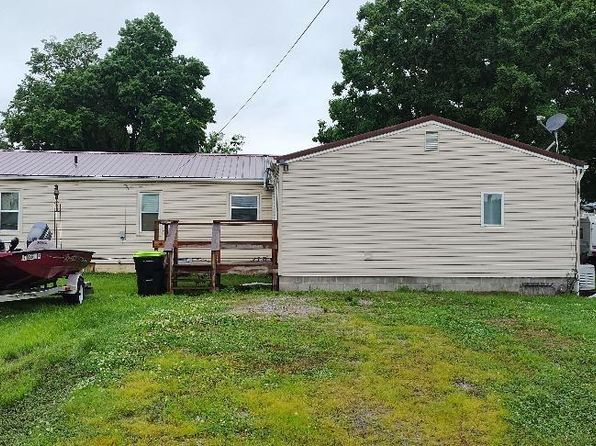 108 N Spencer St, Mounds, IL 62964