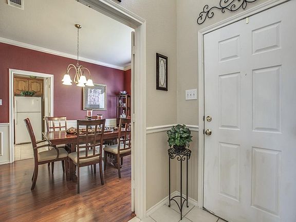 4th image of 4904 Union Lake Dr