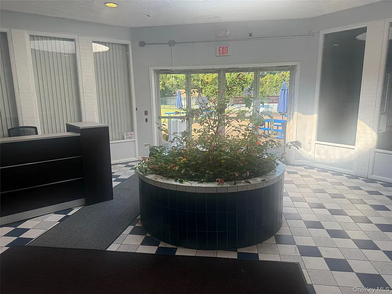 5 Laramie Ct #5 — Photo 39
