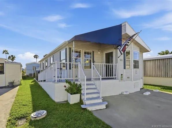 181 Nettles Blvd, Jensen Beach, FL 34957