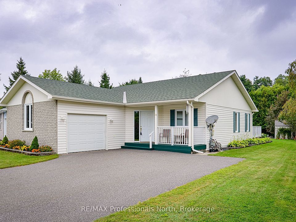 1st image of 41 Killdeer Cres