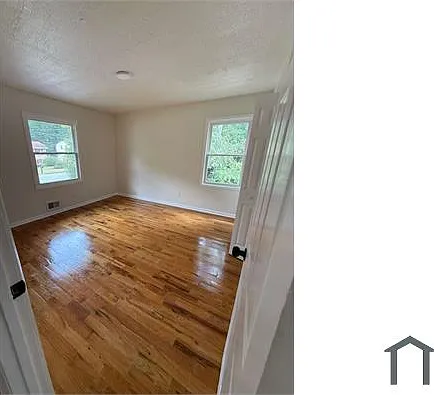 3915 Emerald North Dr — Photo 7