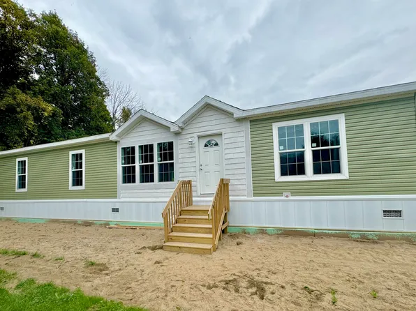 50 Stony Acres Dr, West Chazy, NY 12992