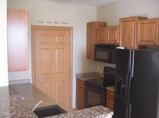 5115 N 158th Ave APT 123, Omaha, NE 68116