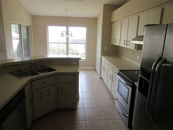 4th image of 2797 Irondale St