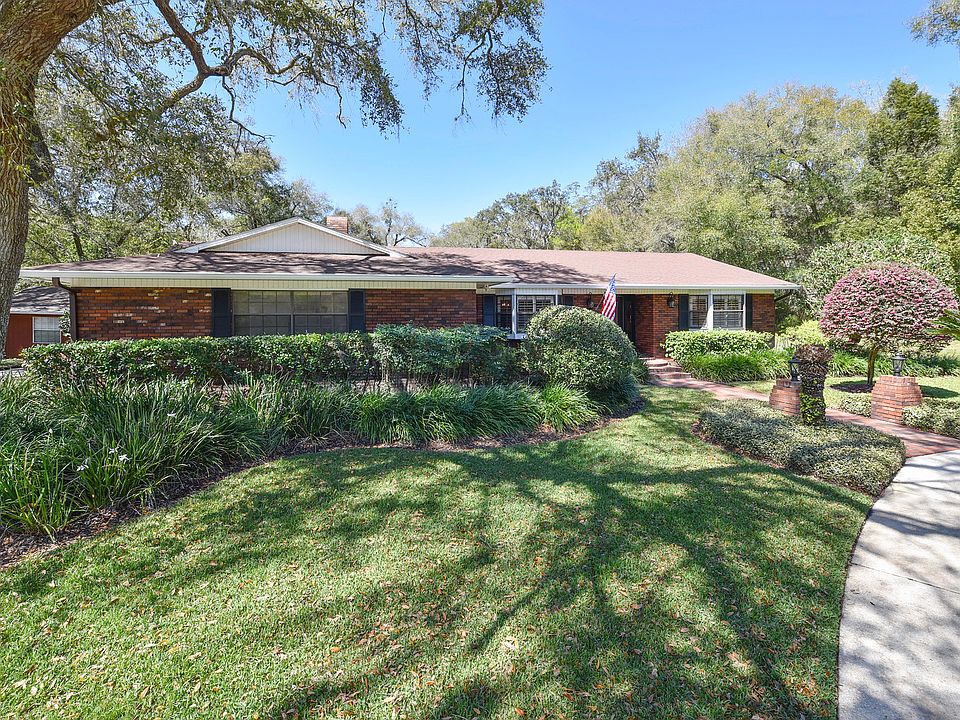 1st image of 405 Kimberly Ct