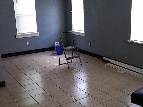 5th image of 1705 Albany Ave
