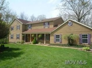 775 Windsor Dr, Mineral Wells, WV