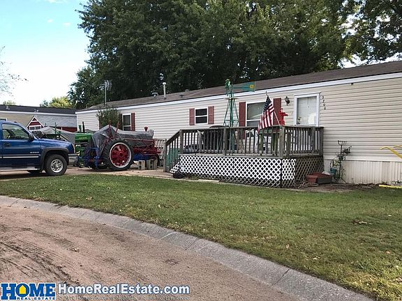 3rd image of 3700 NW Ash Ct
