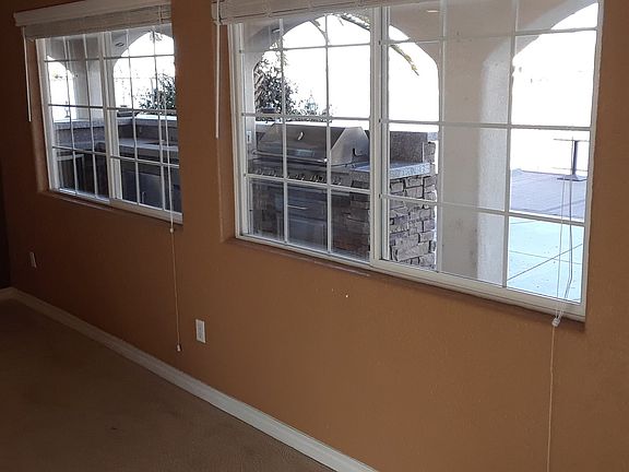 5th image of 13475 Spring Valley Lake Pkwy