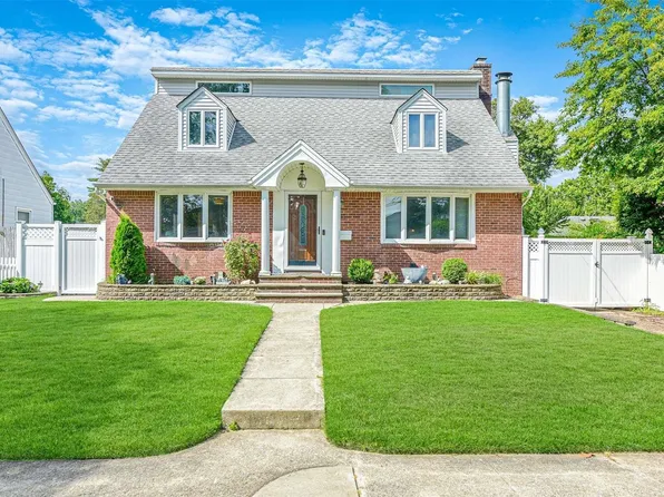 341 Charles Street, West Hempstead, NY 11552