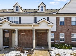 617 Worthington Dr, Lansing, MI 48906