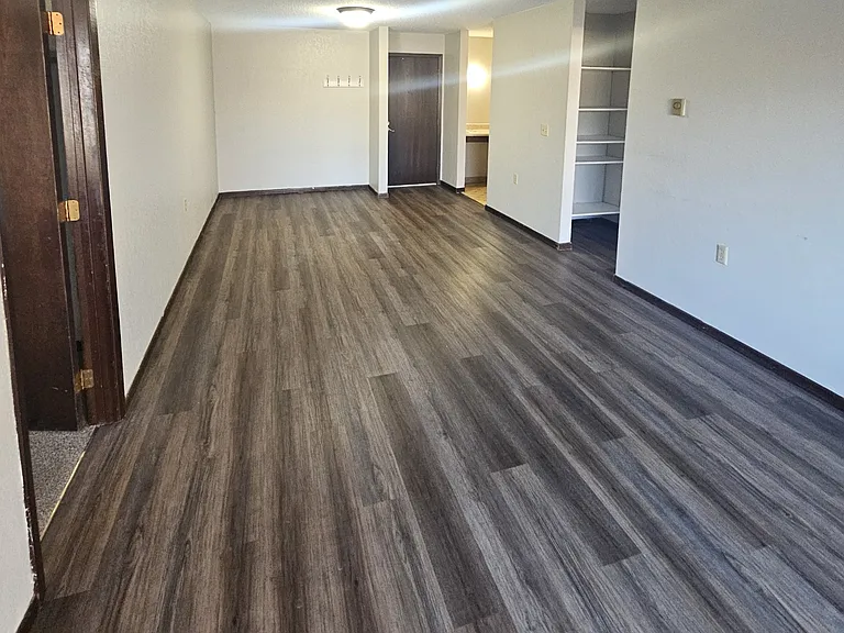 801 Hills Ave #1 — Photo 1