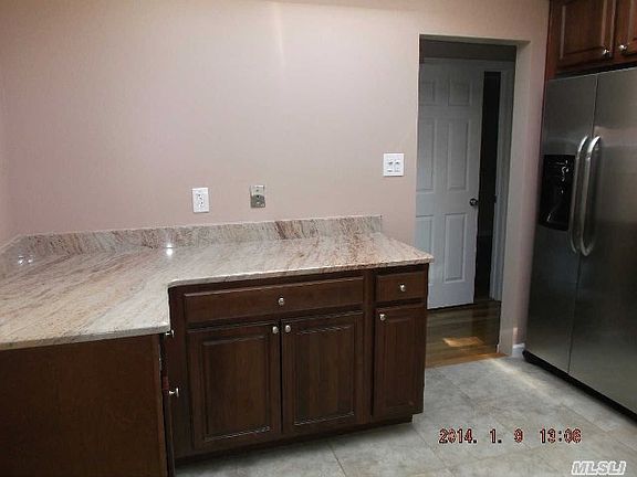 3rd image of 691 Byron Ave