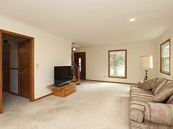 5th image of 1339 Cherokee Ave