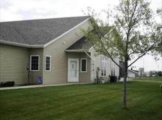 2251 33rd St S, Moorhead, MN 56560