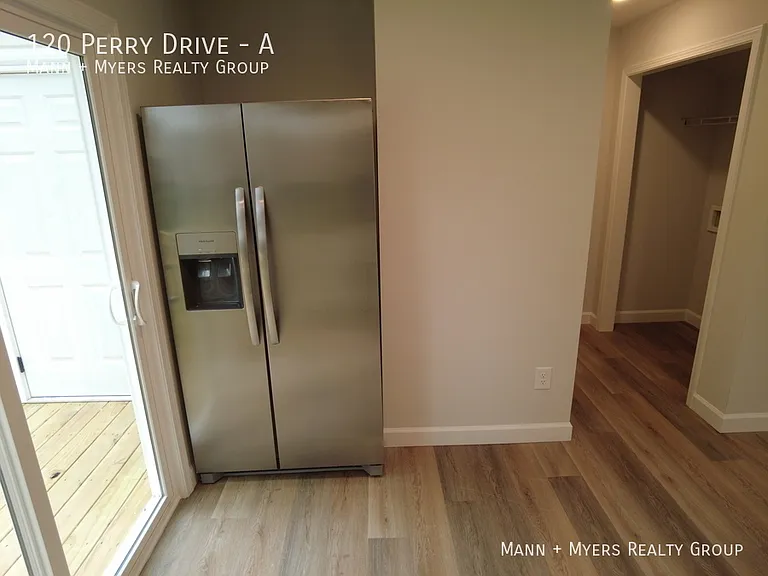 120 Perry Dr #A — Photo 12