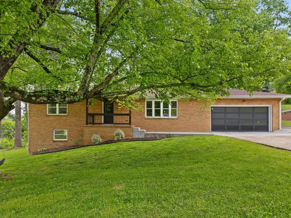 6 Montayne Dr, Rossville, GA 30741